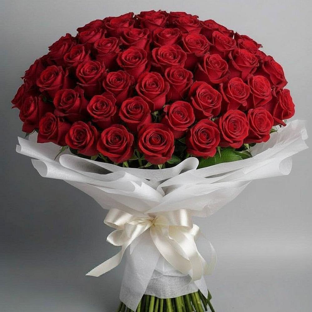 Букет 101 Красная роза Блэк Мэджик в Комсомольском Воронежской области