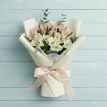 Букет цветов из:  Альстромерии в Комсомольском Воронежской области