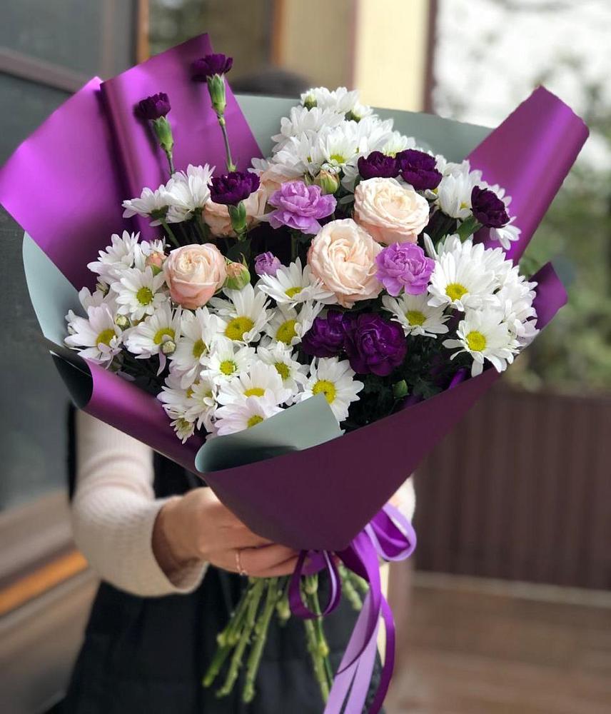 Букет цветов из: Хризантемы, Гвоздики и Розы в Комсомольском Воронежской области