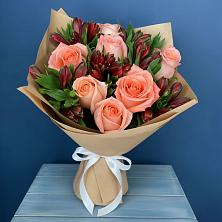 Букет цветов из:  Розы и Альстромерии в Комсомольском Воронежской области