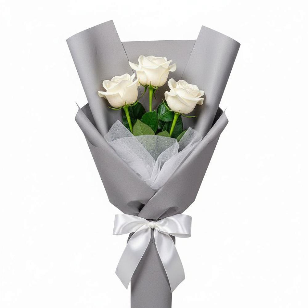 Букет 3 белые розы в Комсомольском Воронежской области