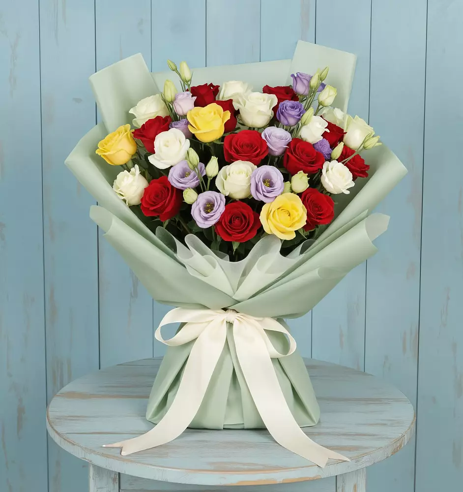 Букет цветов из: Розы в Комсомольском Воронежской области