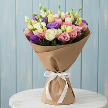 Букет цветов из:  Лизиантусы в Комсомольском Воронежской области