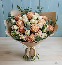 Букет цветов из:  Альстромерии и Розы в Комсомольском Воронежской области